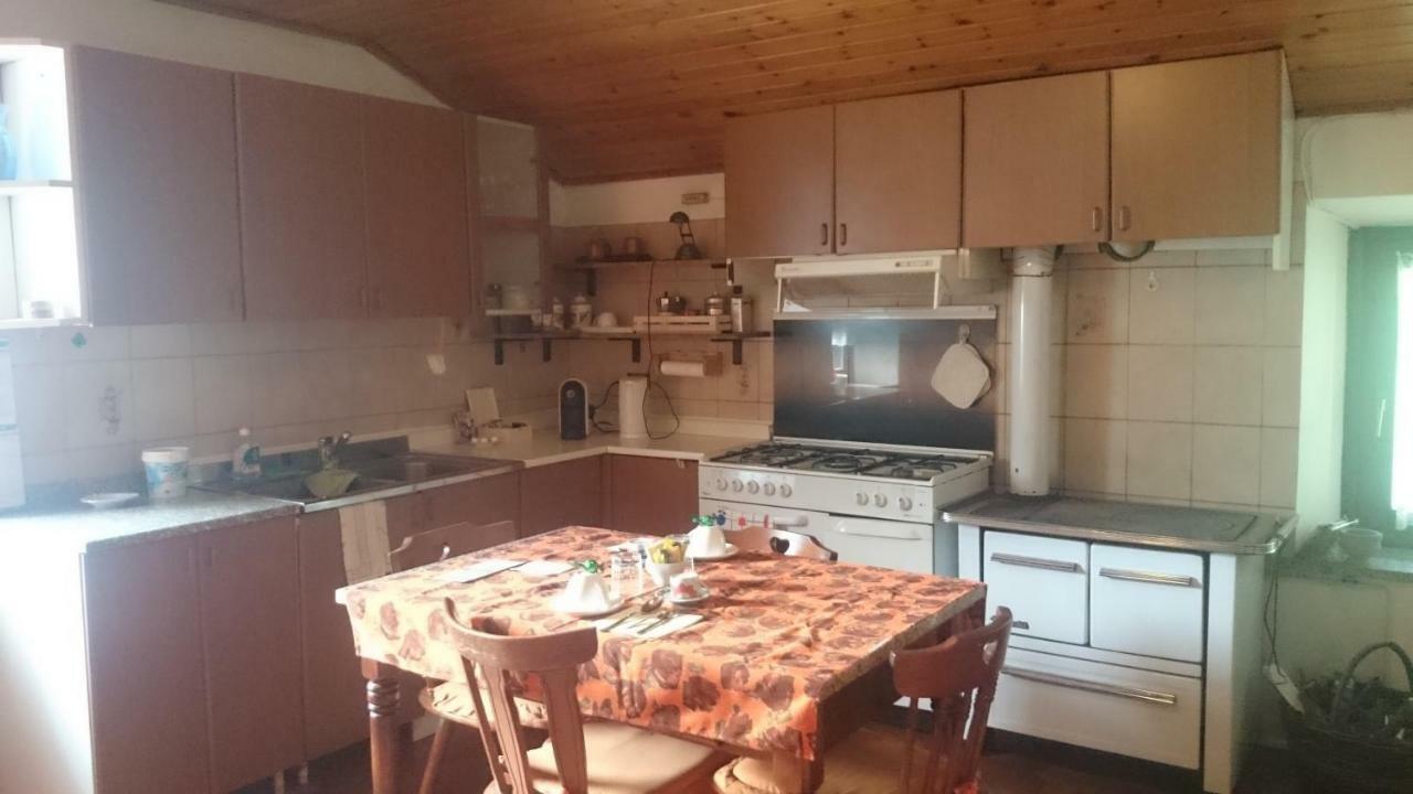 B&B In Fattoria Frisanco Eksteriør billede
