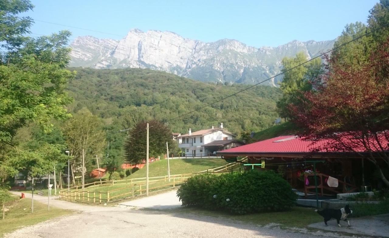 B&B In Fattoria Frisanco Eksteriør billede